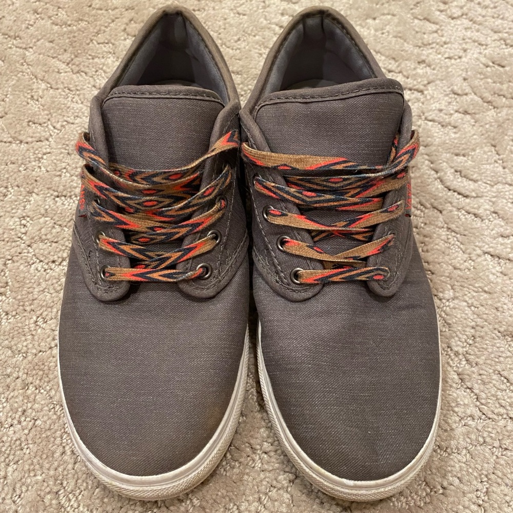 Womens Vans. Size 7.